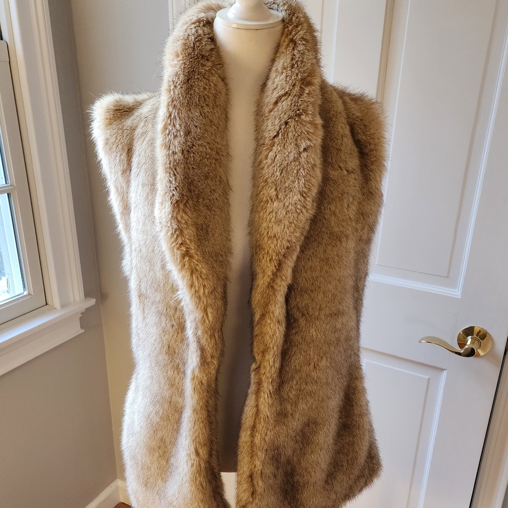 SANCTUARY FAUX FUR VEST JACKET- MINT